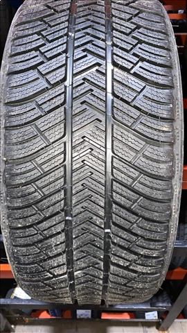 245/35 R 20